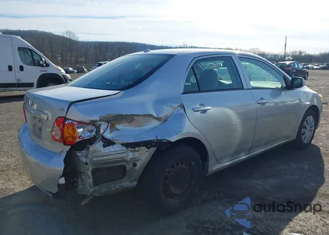2009 Toyota Corolla Le z USA, uszkodzony, nr VIN JTDBL40E29J042163